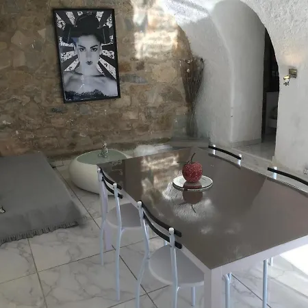 Menton A 4 Km De La Frontiere Apartamento *