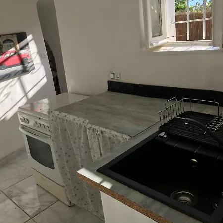 Menton A 4 Km De La Frontiere Apartamento